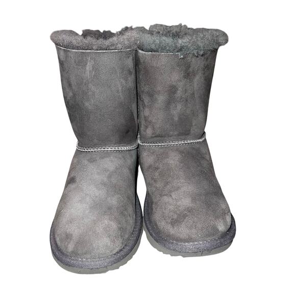UGG SHORT BAILEY BOW GREY GRAY SUEDE SHEEPSKIN FUR BOOTS SIZE US 3 YOUTH - Picture 2 of 9